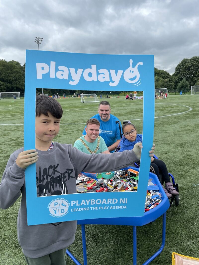 UK-wide campaign celebrates children’s right to play – PlayBoard NI